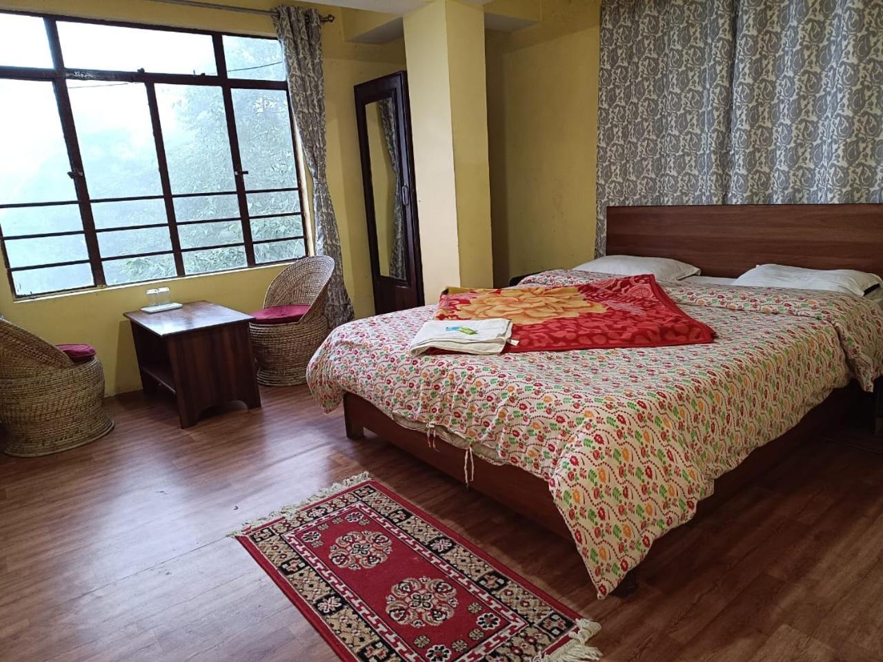Hotel Himalaya Residency Kanchenjunga View ダージリン エクステリア 写真